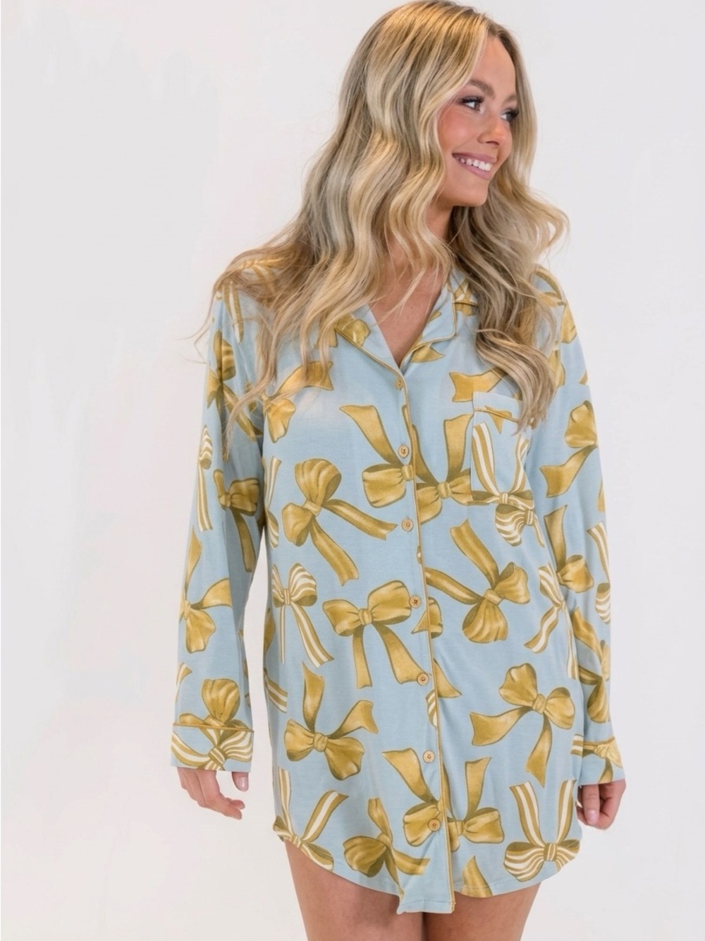 In my Sundays Light Blue Bows Sleep Dress Button-Up Size Medium